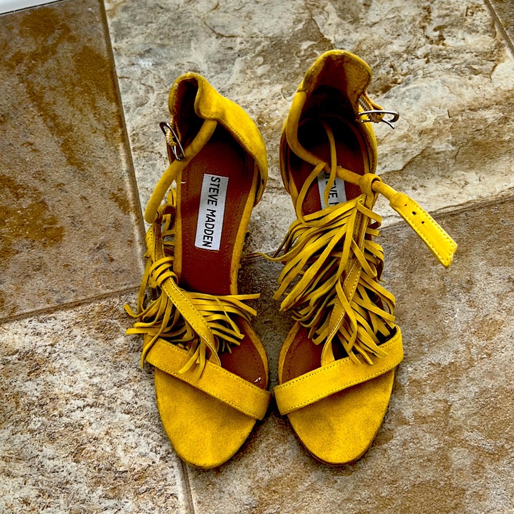 Steve Madden Fringe Sandals
